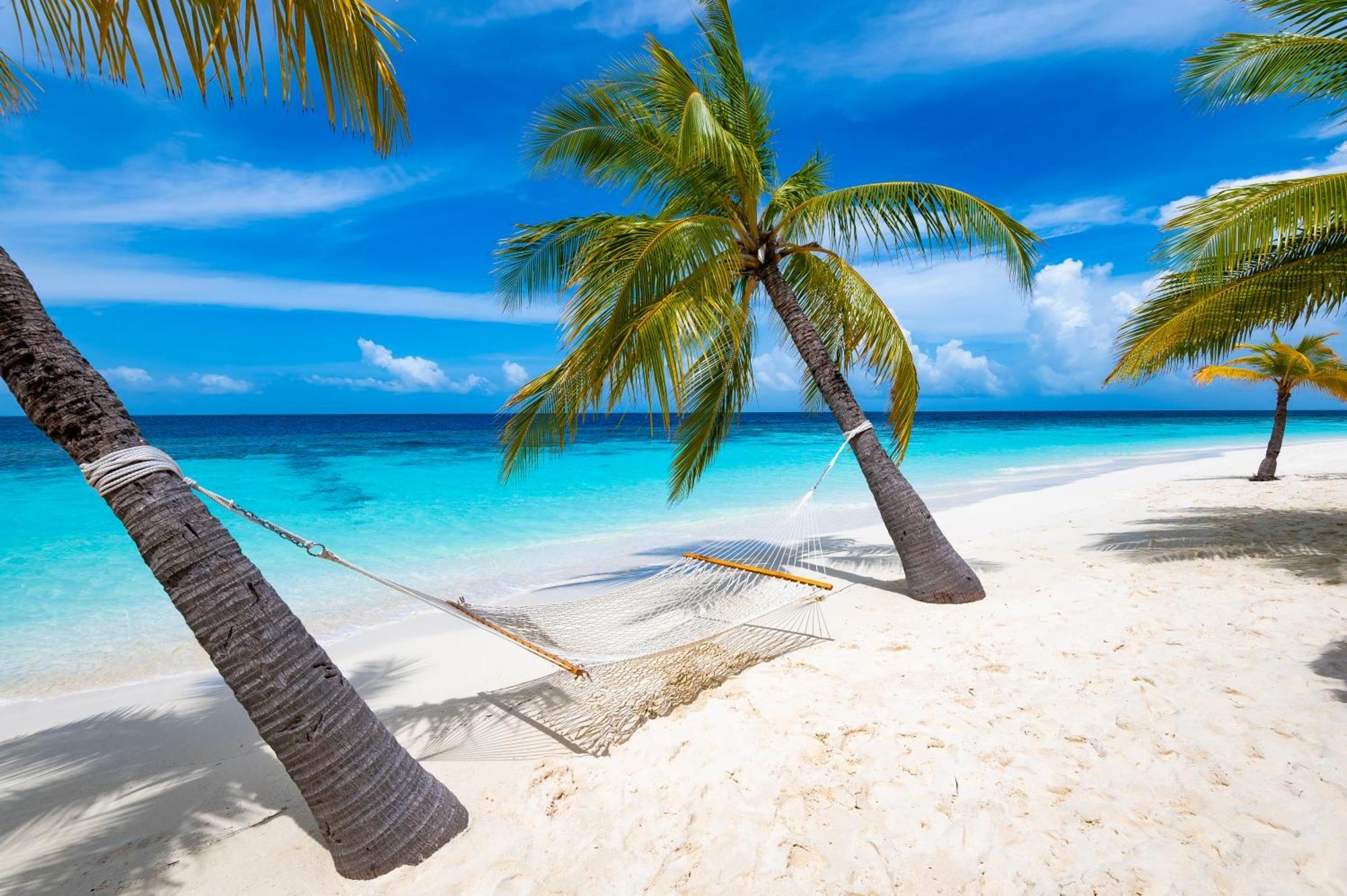 Diamonds Maldives & 5* Athuruga Island
