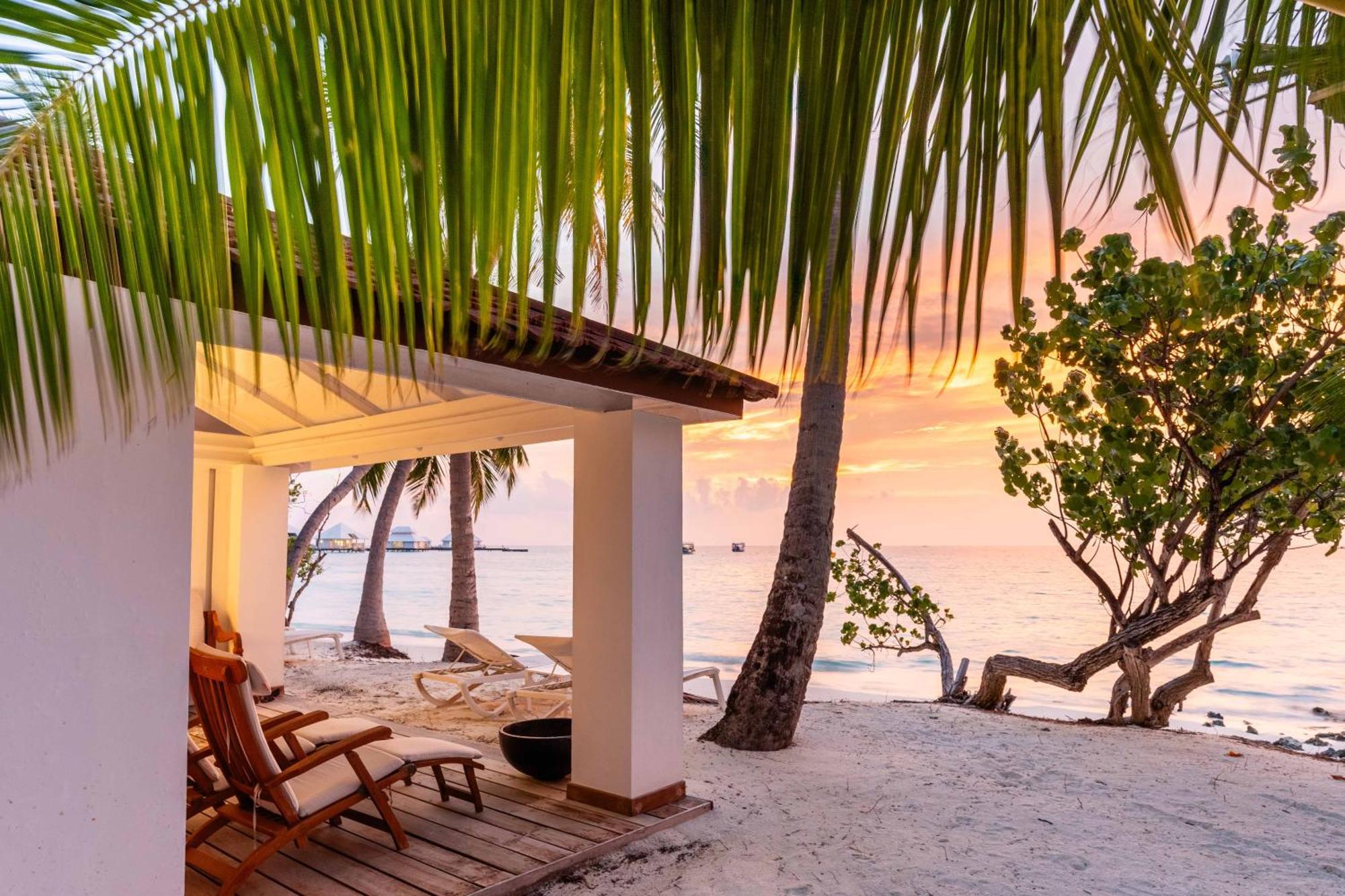 Diamonds Maldives & منتجع