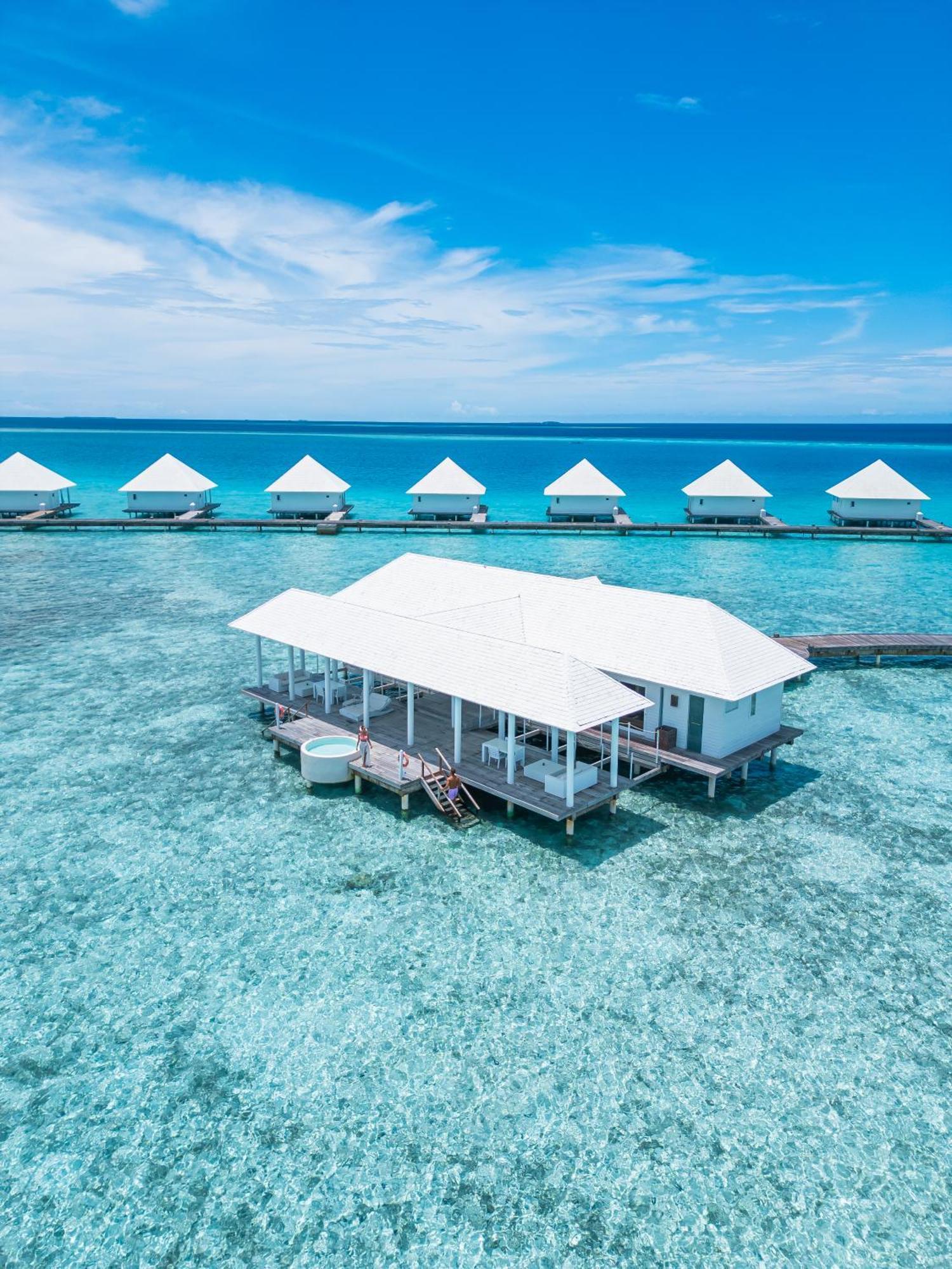 منتجع Diamonds Maldives &