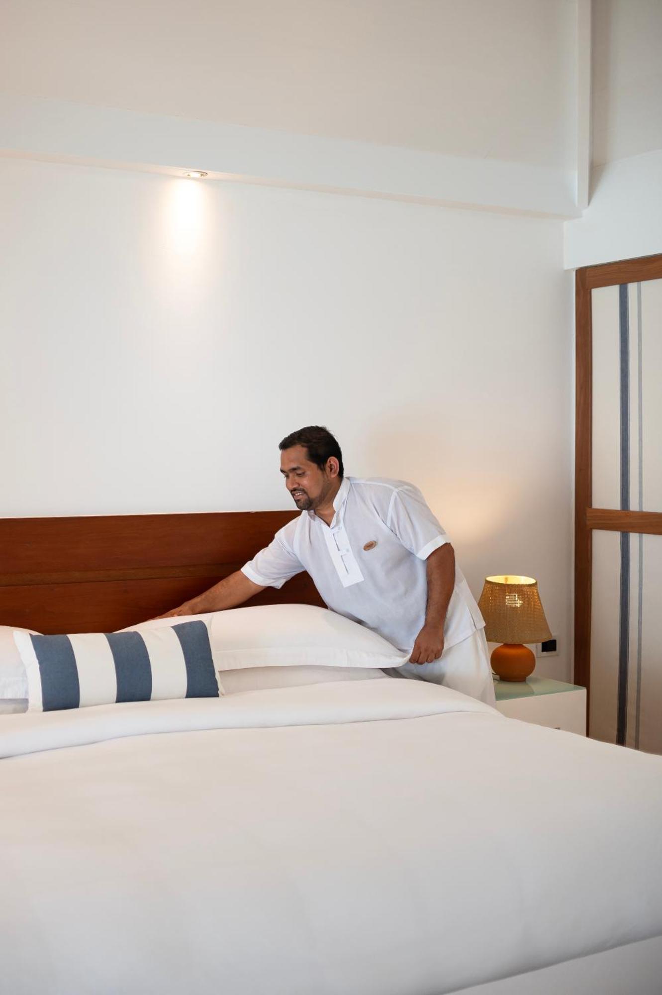 Diamonds Maldives & منتجع