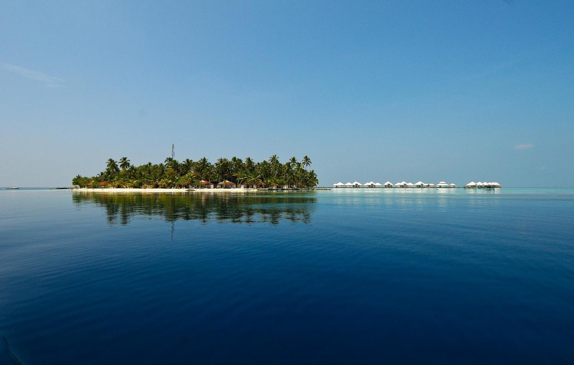 Diamonds Maldives & 5*