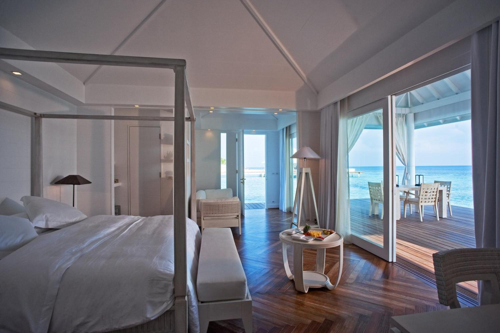 Diamonds Maldives & Resort Athuruga