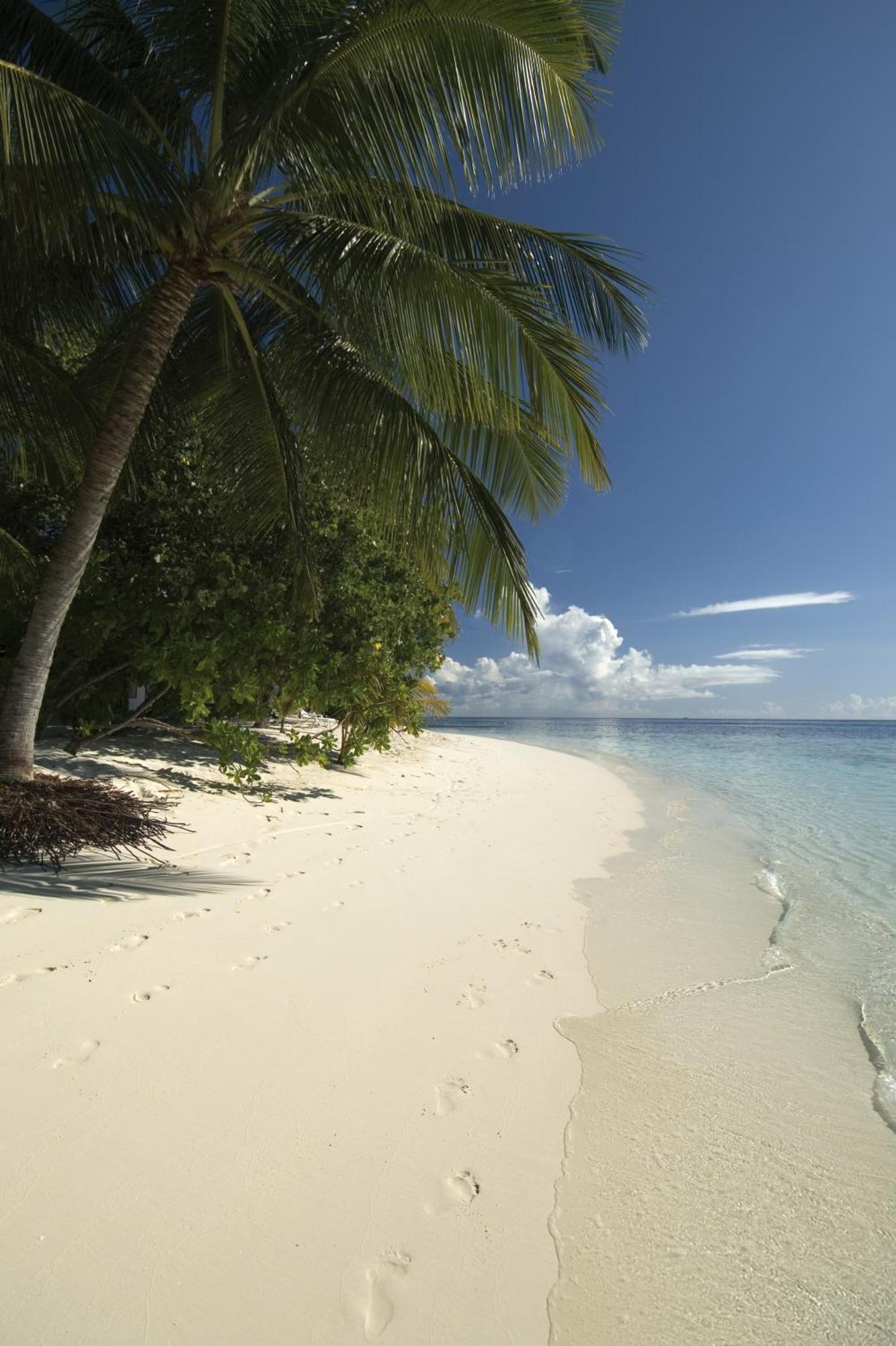 Diamonds Maldives & Resort Athuruga